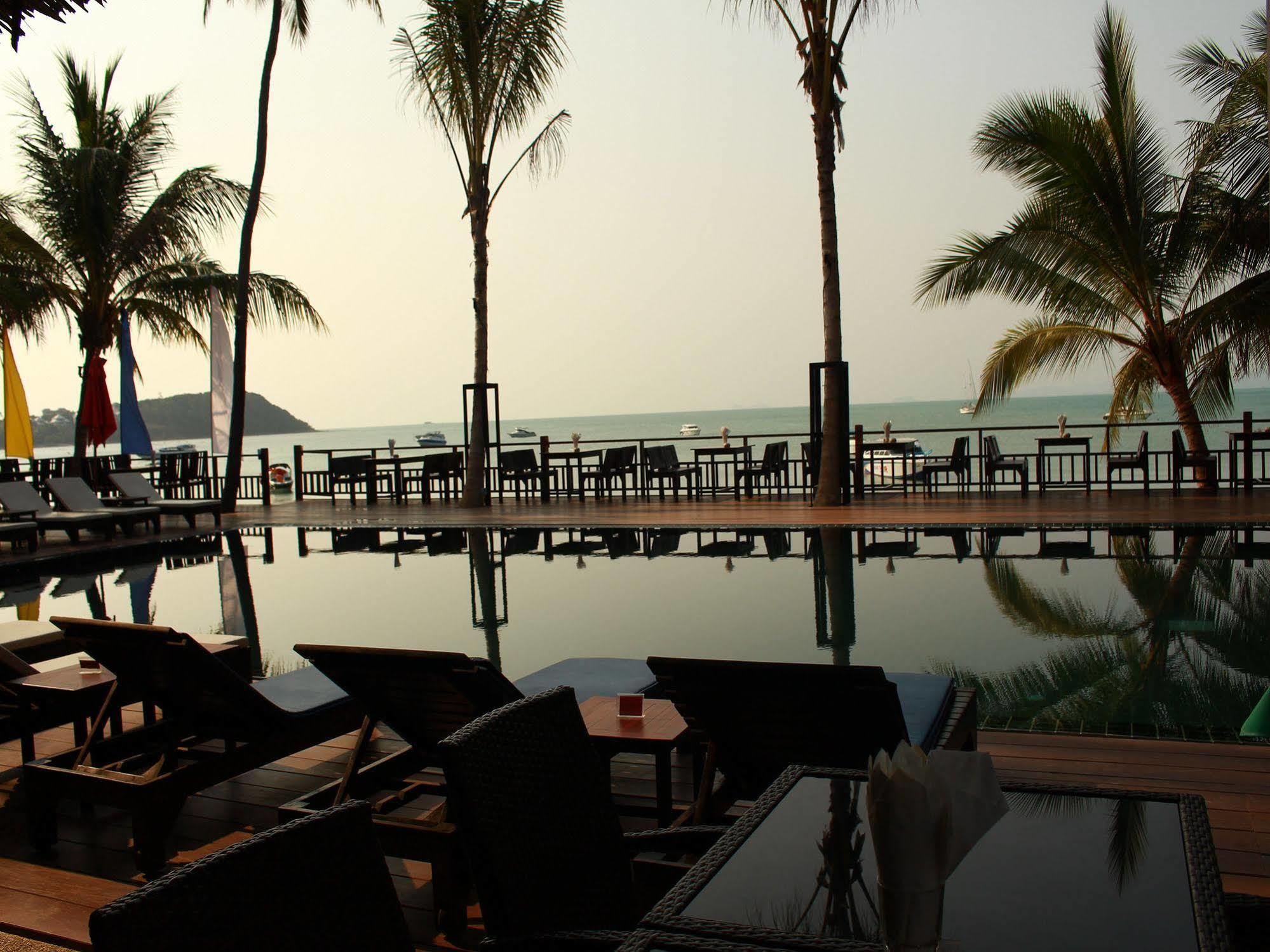 Bangrak Beach Club 보풋 외부 사진