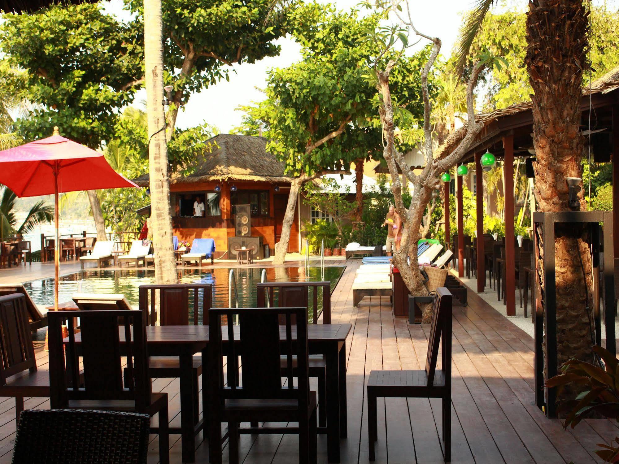Bangrak Beach Club 보풋 외부 사진