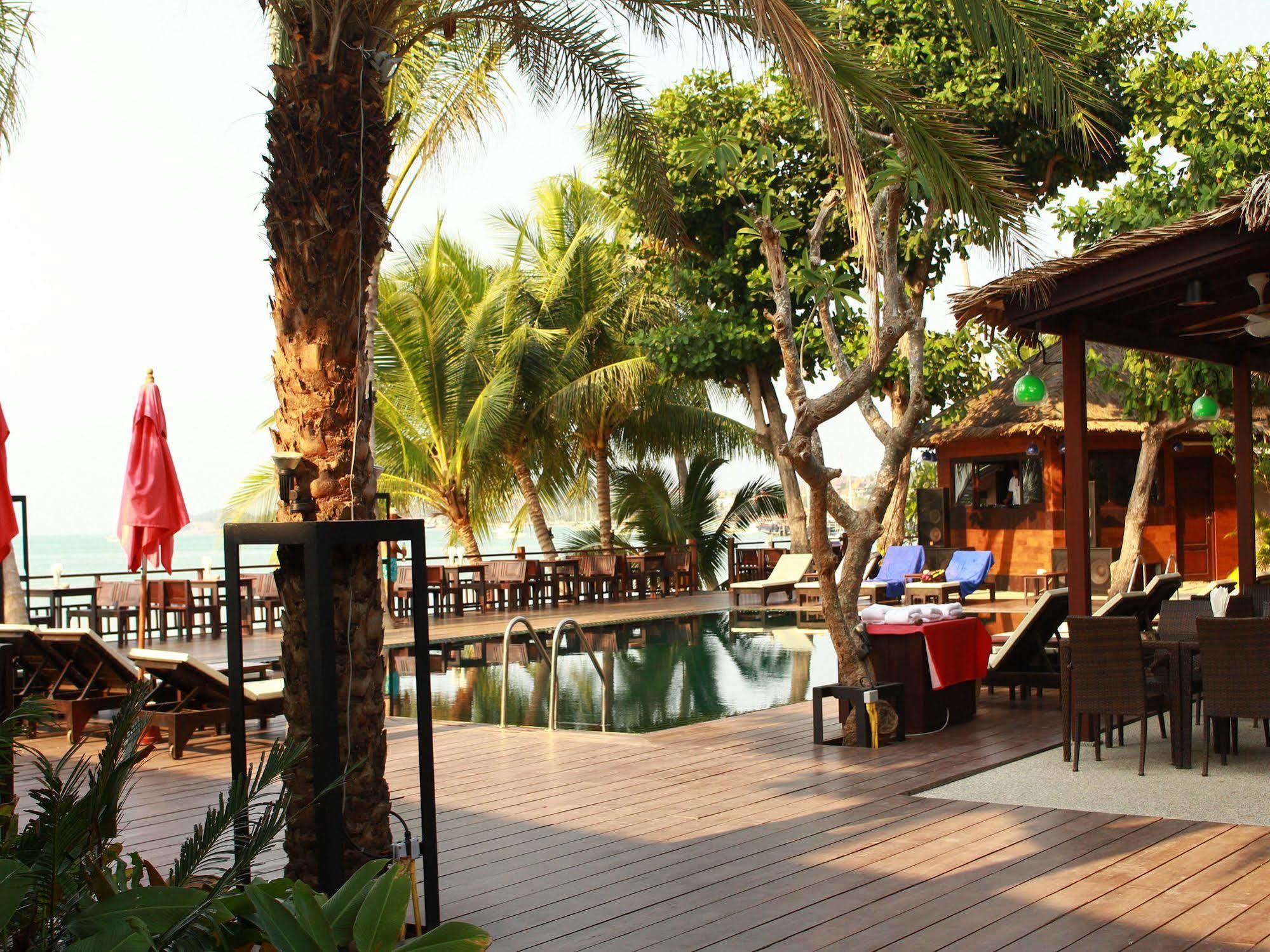 Bangrak Beach Club 보풋 외부 사진